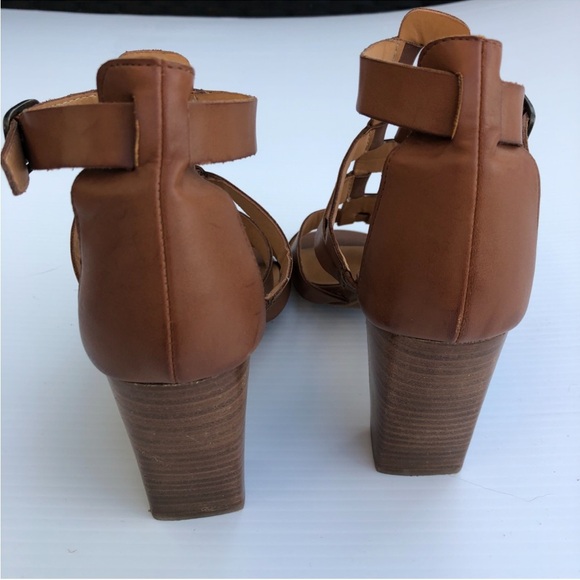 Crown Vintage Siri  Brown Strappy Sandals size 10 tan stacked heel - Picture 6 of 16